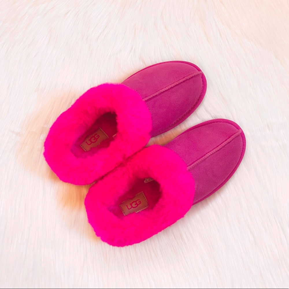 UGG Women’s Moraene Rock Rose Suede Slippers - Picture 2 of 7